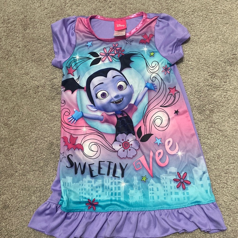 Vampirina Nightgown